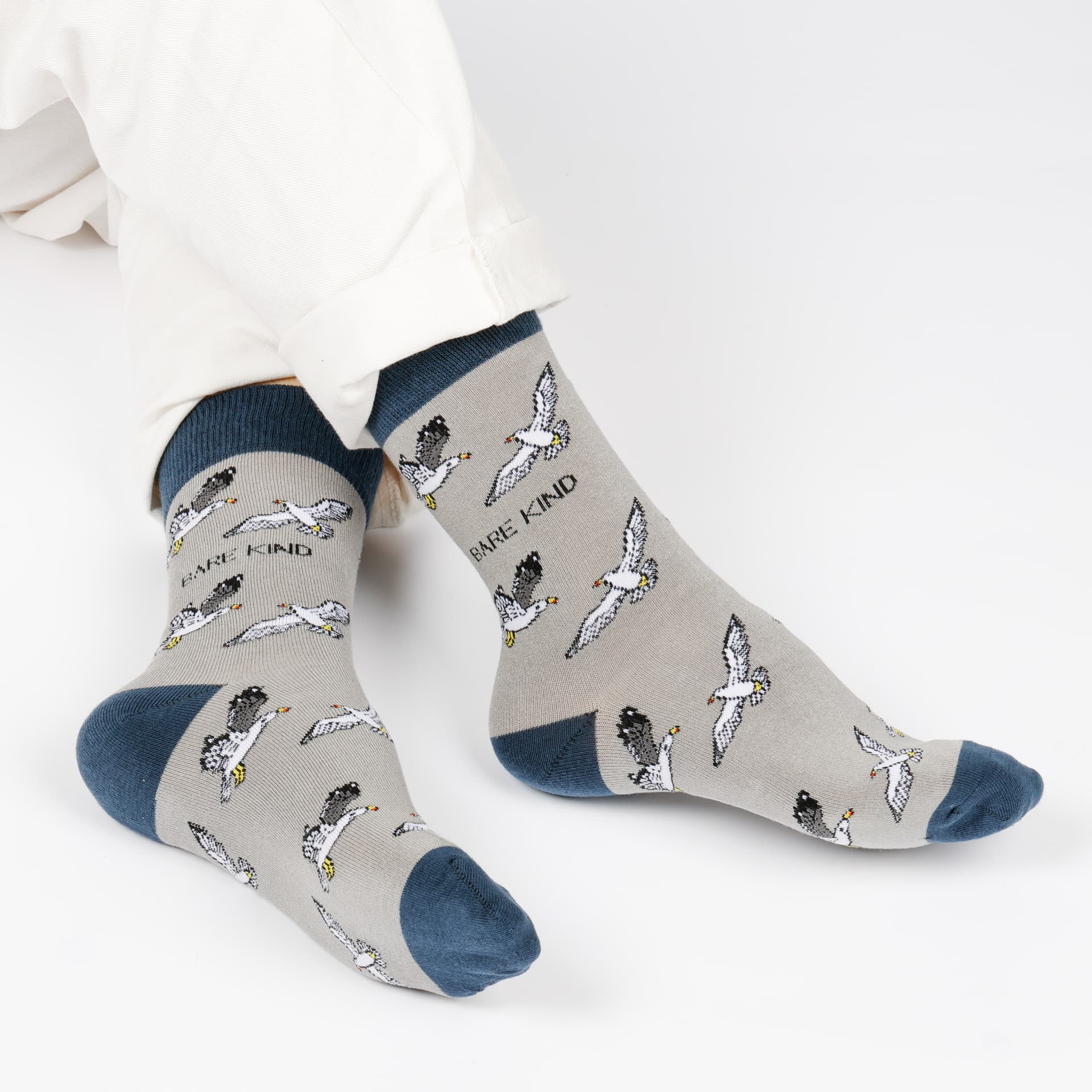 Save the Seagull Bamboo Socks in Soft Grey