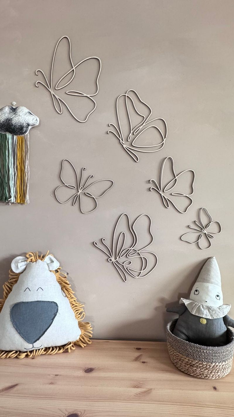 Wall decoration - Set of 6 Wooden Butterflies