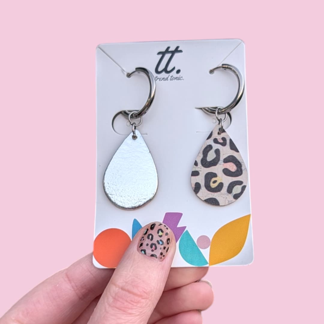 Double sided mini silver Teardrop earrings