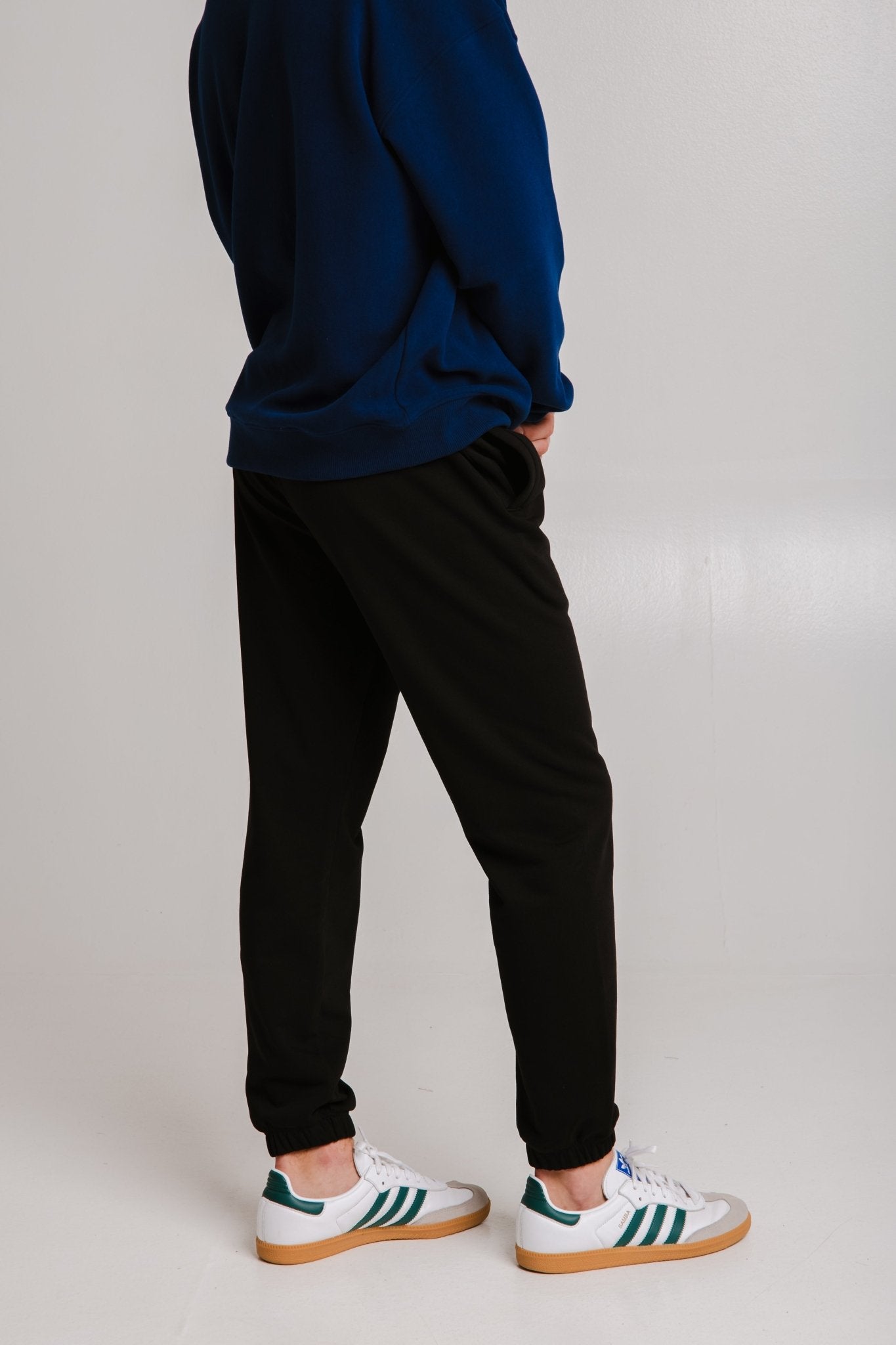 Black Soft Fleece Sweatpants Unisex Fit