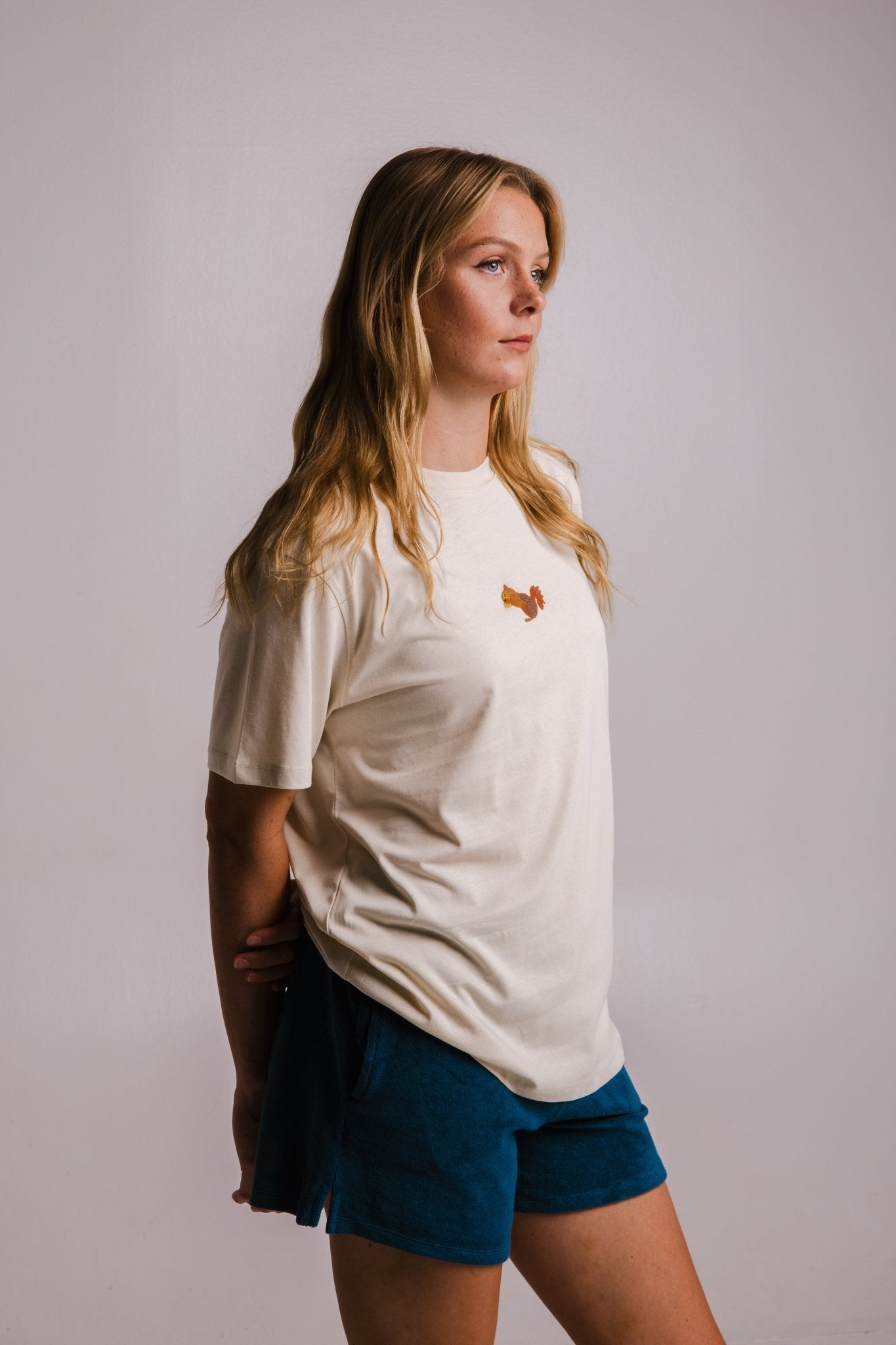 Unisex Squirrel T Shirt in Parchment