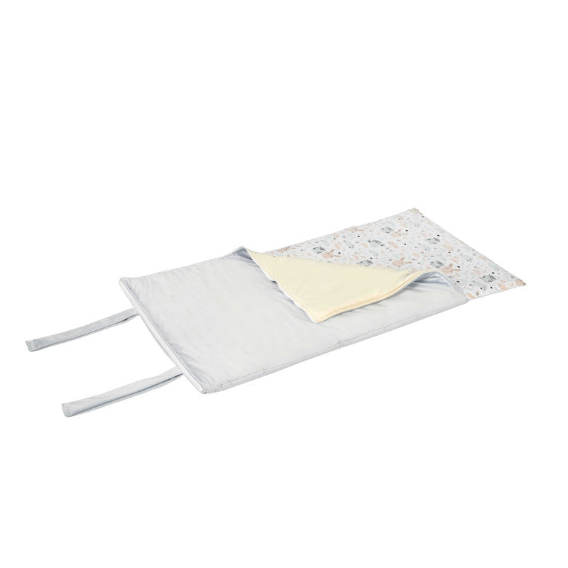 Kids Sleeping Bag – Comfortable, Allergy-Free &amp; Portable by Sówka at brixbailey.com