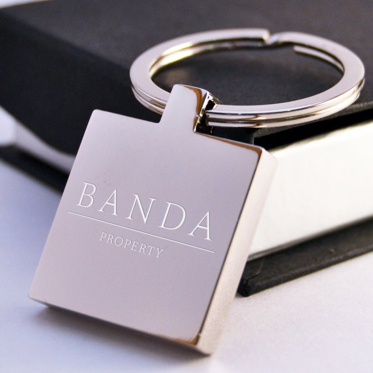 Engraved Square Keychain – Custom Photo Keyring With Mirror Finish &amp; Velvet Pouch
