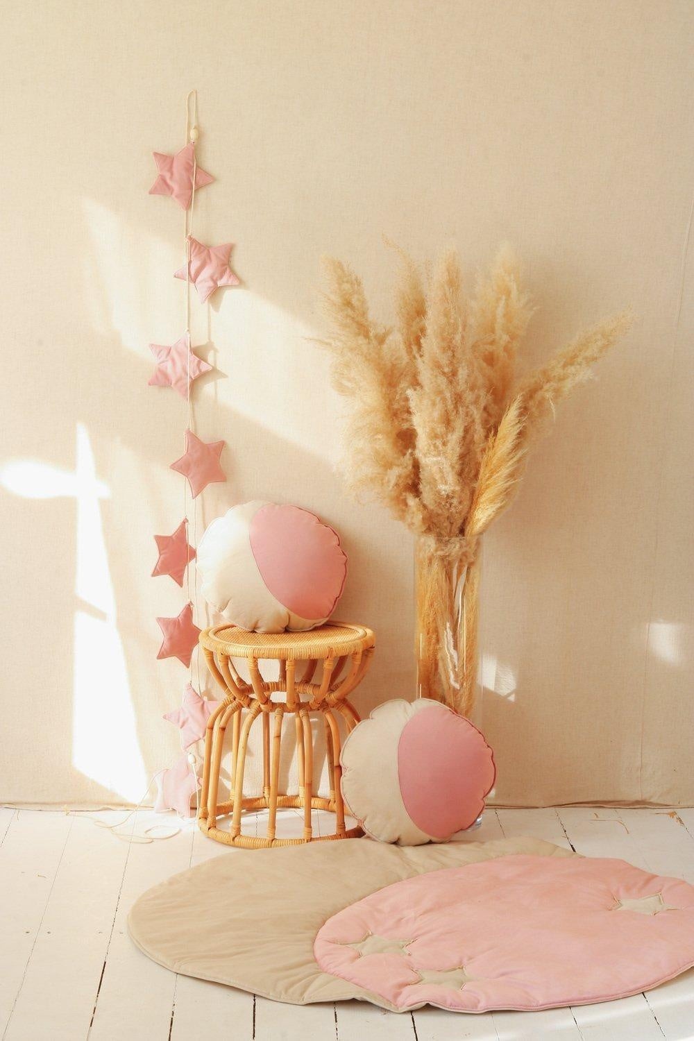 Soft Pink Dust Star Garland for Kids Rooms