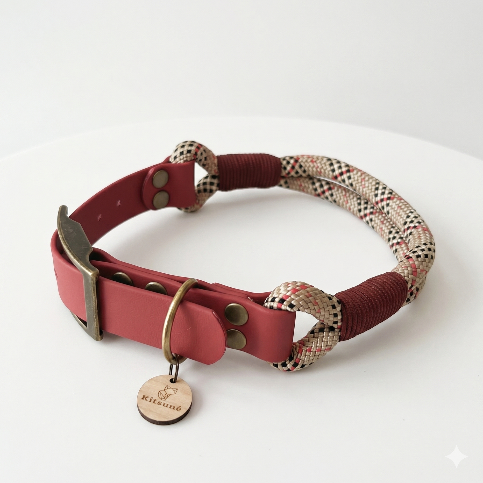 Kitsuné Tartan Red Paracord &amp; Biothane Dog Collar
