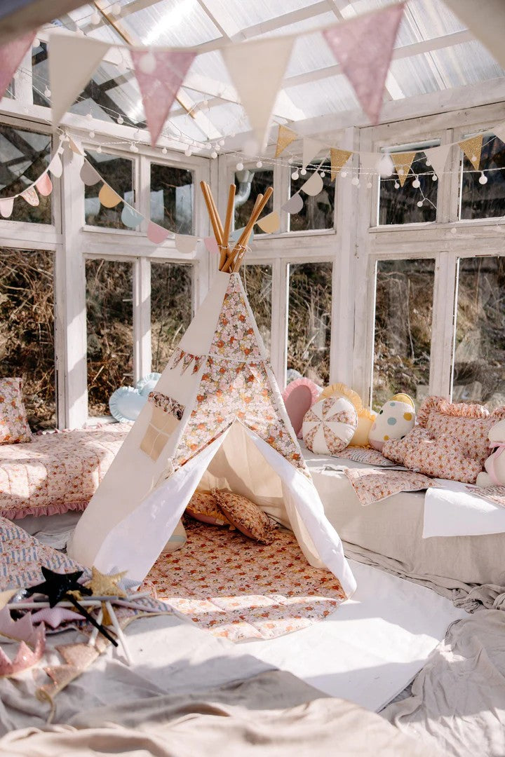 Green Garden Teepee Tent for Kids