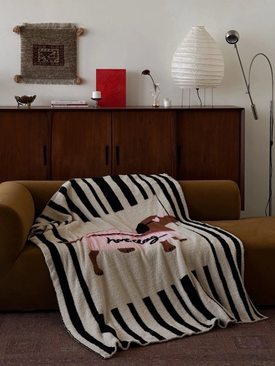 Ultra Soft Funky Cute Hot Dog Stripe Throw Blanket - Warm Thick Animal Print-1