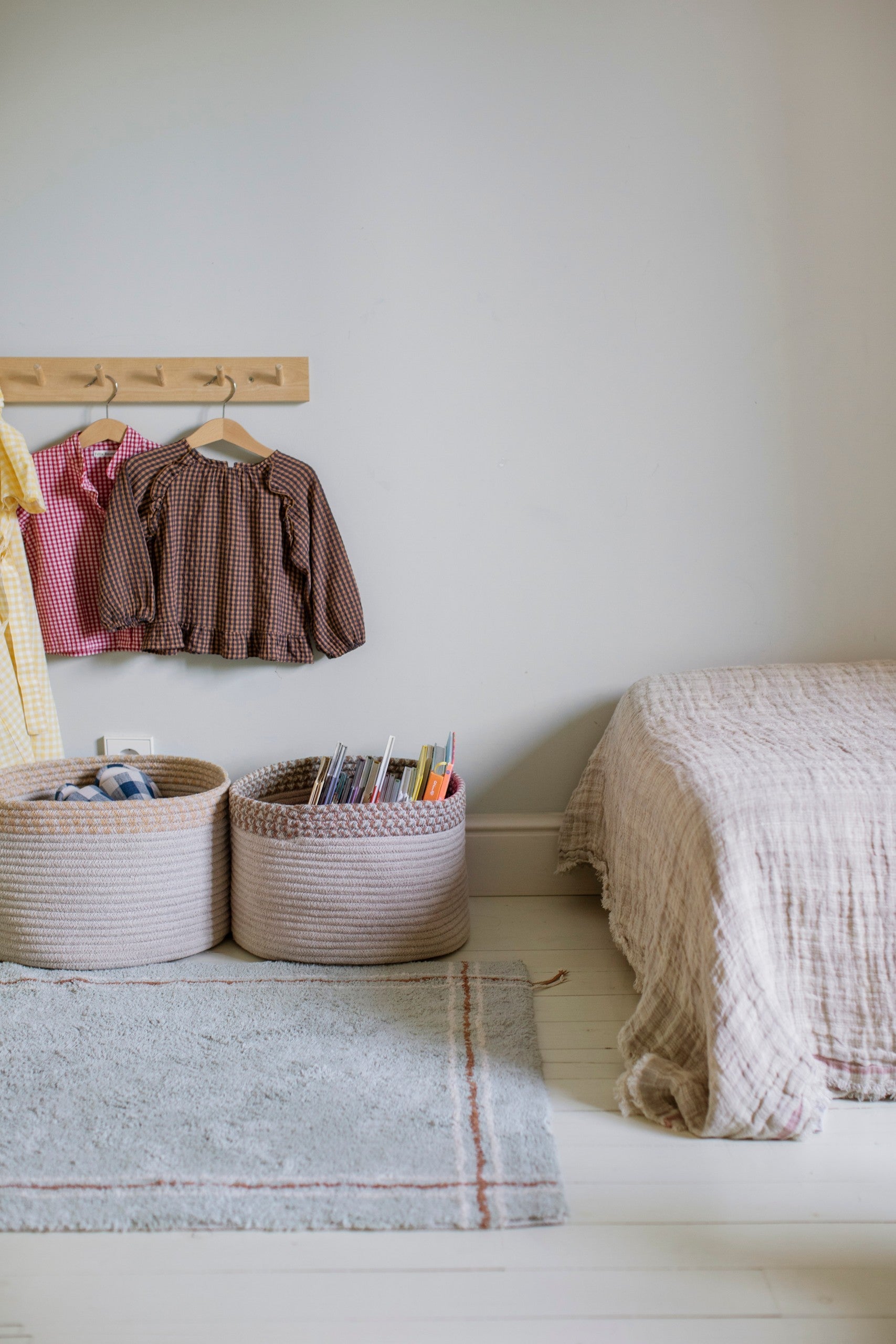 Blue Sage Washable Rug 90 x 130 cm