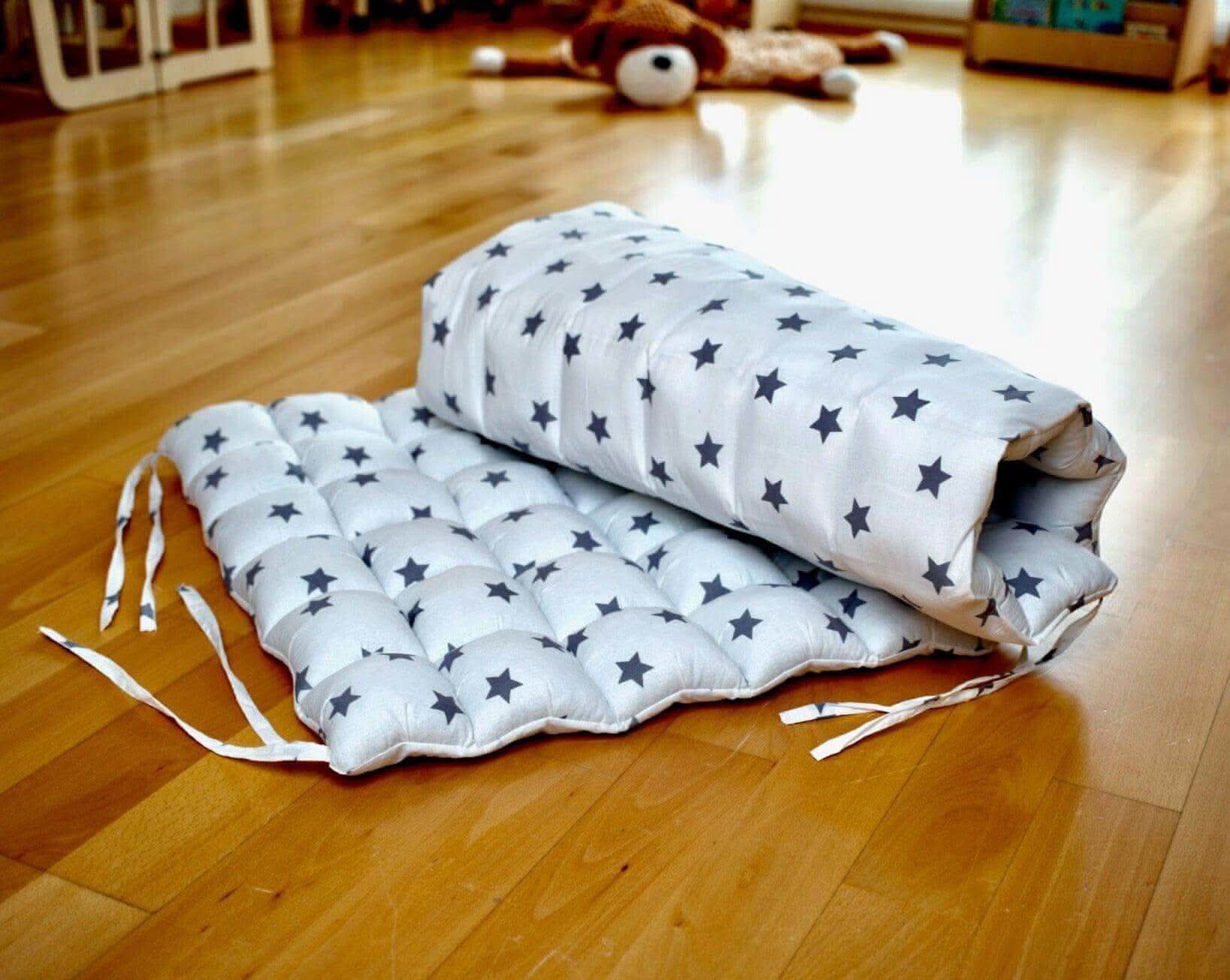 White Stars Pillow for Climbing Arch-1