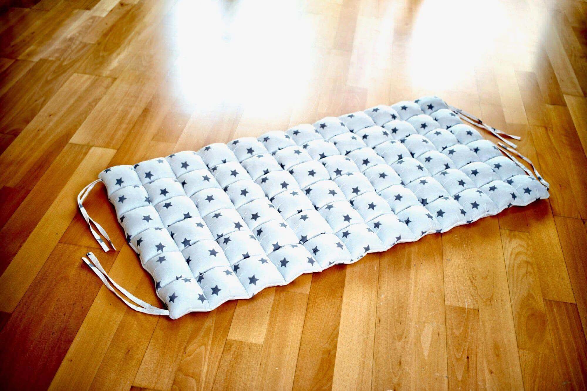 White Stars Pillow for Climbing Arch-4