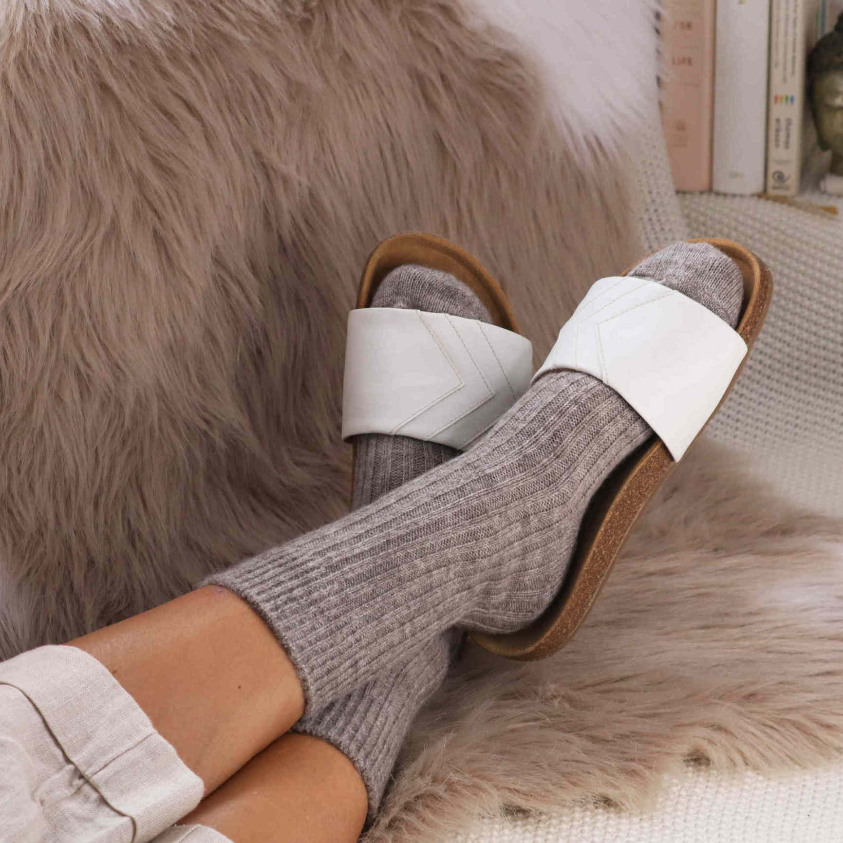 Premium white vegan sandals YANG, monochrome, comfortable straps, soft footbed, slip-resistant sole, durable, fair fashion by Fünve at brixbailey.com