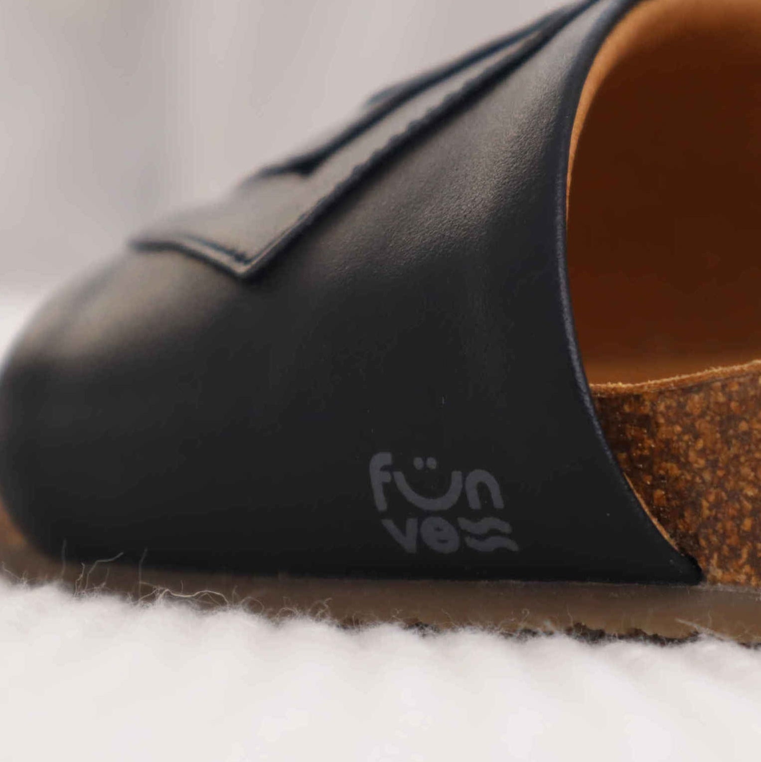 Premium black vegan sandals YIN, comfortable strap, slip-resistant sole, timeless capsule wardrobe essential, fair trade Europe by Fünve at brixbailey.com